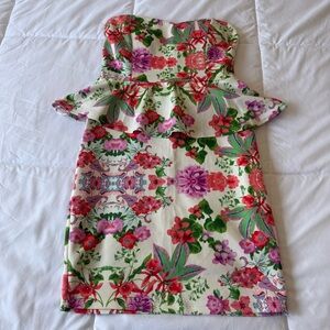 Love Culture Strapless Floral Peplum Mini Dress W Built-In Padded Bra - Small